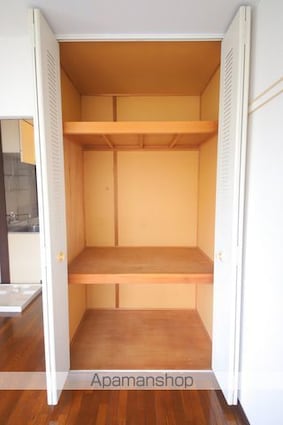 グリーンリーフ越野[1R/20.46m2]の収納