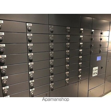 ザ・パークハビオ三軒茶屋テラス[1R/25.4m2]の共用部1