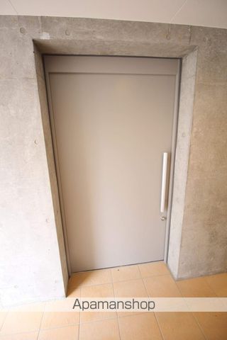 エヴァ麻生のその他写真