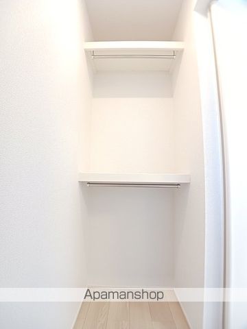 ユングフラウ オオタの内装写真