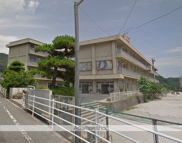 能島台ハイツ[3LDK/69.24m2]の周辺3