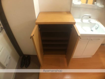 第Ⅱ太陽ハイツ南草津[1K/25.06m2]の玄関