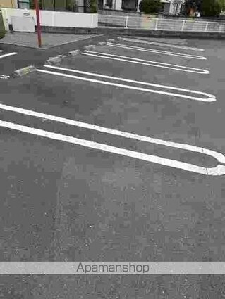 プラシード本浦　Ｃ[3LDK/68.03m2]の駐車場2