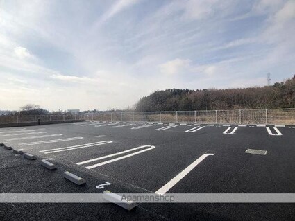 グレンディール　Ⅰ[1R/32.23m2]の駐車場