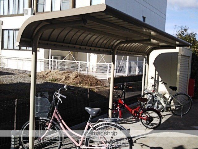 レオパレスNORTH 中野の外観写真