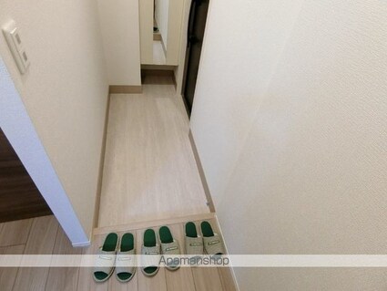 Ｄーｒｏｏｍ　Ｃｉｎｎａｍｏｎ[2LDK/49.01m2]の玄関