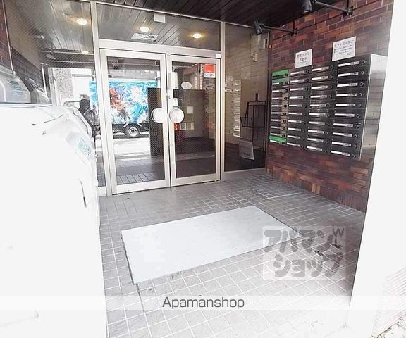 二条グランドハイツの外観写真