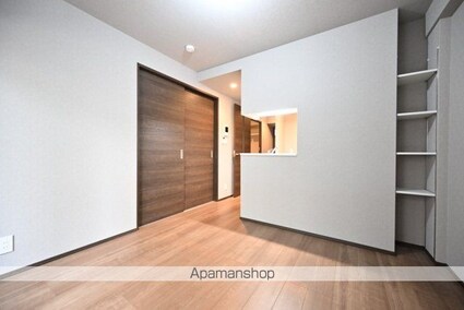 東京都千代田区神田三崎町２丁目[1LDK/30.48m2]のリビング・居間2