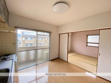 グリーンコーポ[2DK/40m2]のリビング・居間