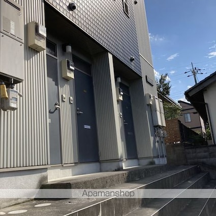 滋賀県甲賀市水口町山[1K/30.93m2]のエントランス2