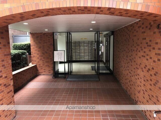 赤坂キャステール[1R/14.33m2]のエントランス2