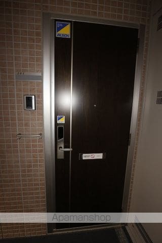 シーサイド・ビュー藤生の玄関写真