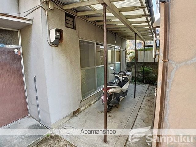 伊予鉄道郡中線 土居田駅 徒歩17分 2階建 築47年の内装写真