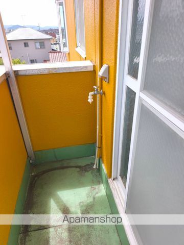 ロイヤルコーポ六十谷の内装写真