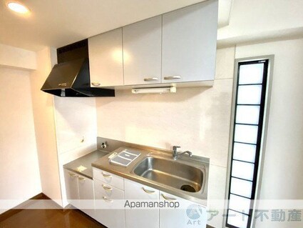 シャルマンコーポ湊町[1R/31.7m2]のキッチン