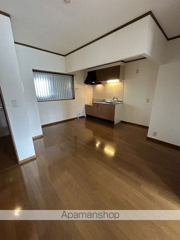 フレッドペリーの内装写真