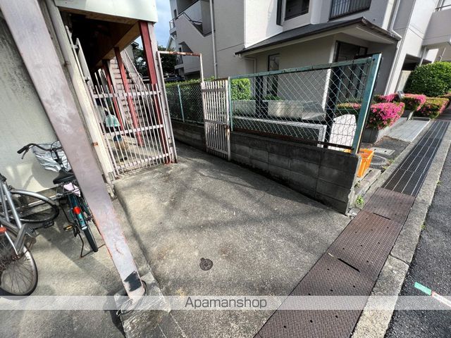 佐保ハイツの玄関写真