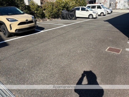 レオパレス城東[1K/23.61m2]の駐車場