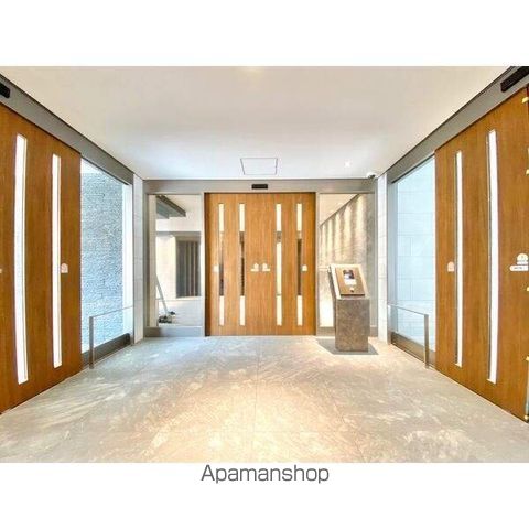 SーRESIDENCE茶屋ヶ坂EASTの玄関写真