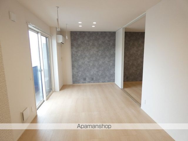 サンガーデン新山口 A棟の内装写真