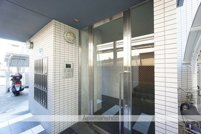 ピュールの玄関写真