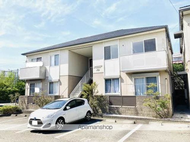 スクエア A棟の外観写真