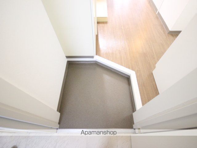 英数学館ビルの内装写真