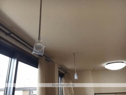 長野県長野市松岡２丁目[1LDK/50.04m2]の内装2