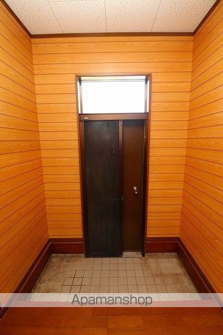 横山町堀内貸家の内装写真