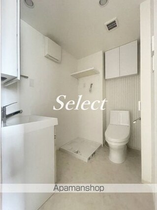 スクエアシティ横濱大通り公園ＡＺ[1K/22.54m2]のトイレ