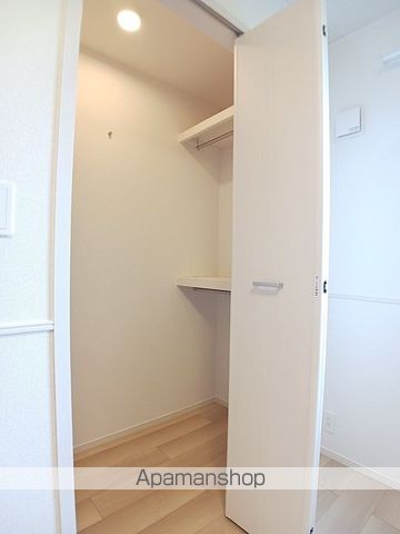 シュトラールBの内装写真
