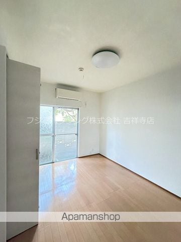 茂ハイツの内装写真