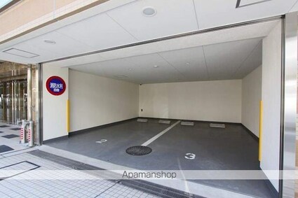 ＡＺＥＳＴ志村坂上Ⅱ[1K/25.63m2]の駐車場