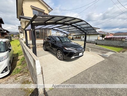 竹原町貸家１８４５[4DK/108m2]の駐車場