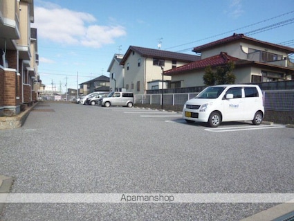 アプリコット宝積[2LDK/59.09m2]の駐車場