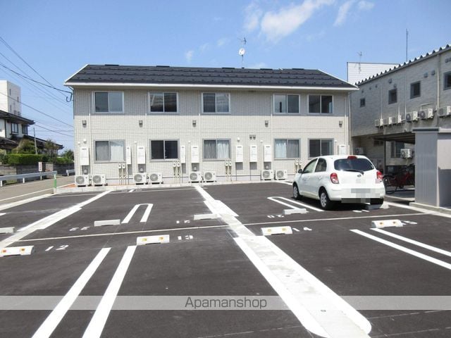 リナーシェB棟の外観写真