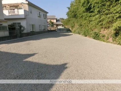 和歌山県和歌山市直川[1K/20.7m2]の駐車場