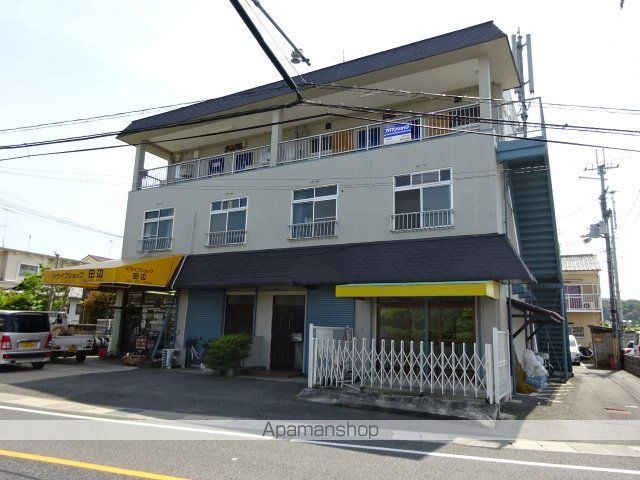 吉川マンションの外観写真