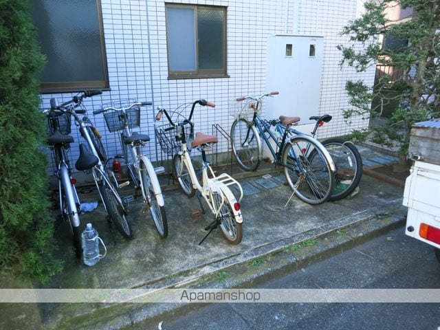 メゾン千代田の玄関写真