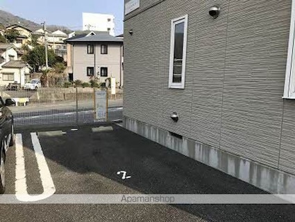 ラ・エスペランサ[2LDK/61.2m2]の駐車場