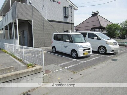 コンフォートＫ[2DK/40.04m2]の駐車場