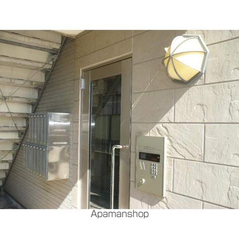 コニファーガーデン北烏山[1K/21.73m2]のエントランス