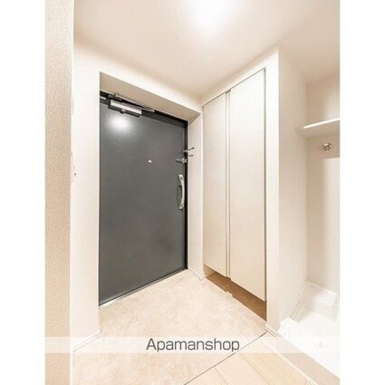 ウェルスクエア用賀[1LDK/27.18m2]の玄関