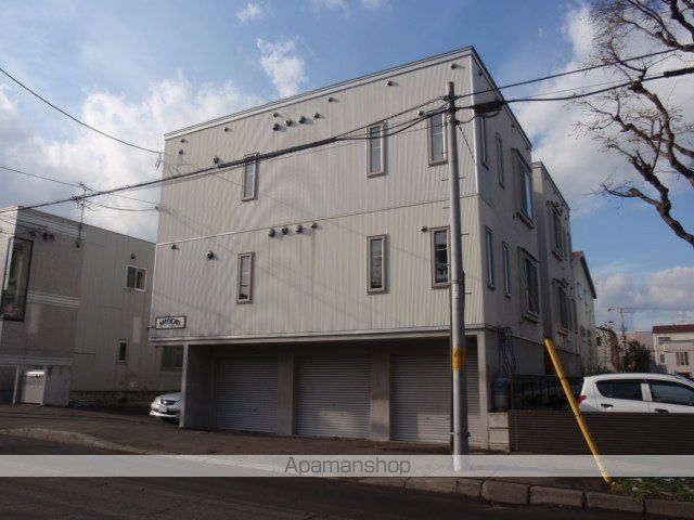 プレシャス12番館の外観写真