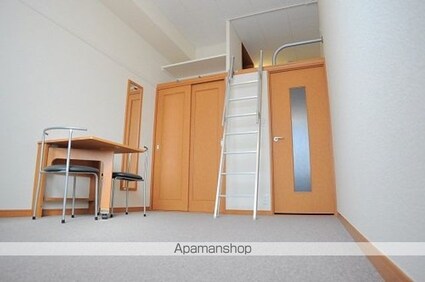 レオパレスエミネンス[1K/19.87m2]のリビング・居間