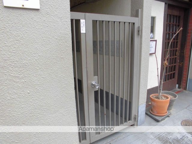 コーポ奥田の玄関写真