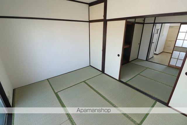 芸南マンションの内装写真