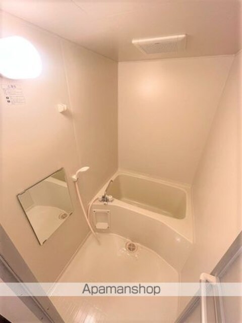 和歌山県和歌山市岡南ノ丁[1K/25.2m2]のバス