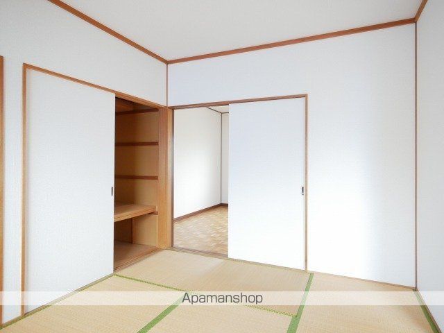 フラワーハイツの内装写真