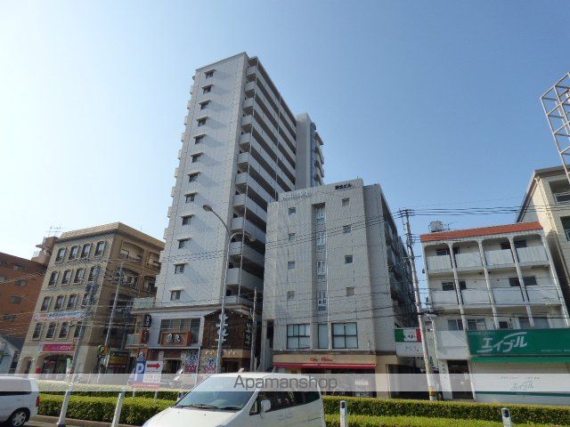 ステイツ姪浜駅前の外観写真
